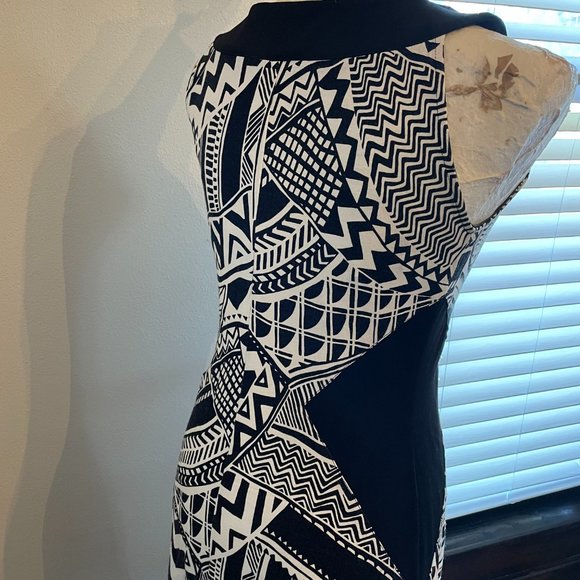 Super comfy tribal print dress - Picture 3 of 5